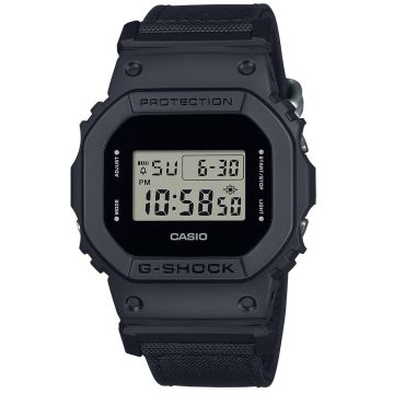 CASIO G-Shock ur i sort med nylon rem