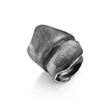 OLE LYNGGAARD COPENHAGEN Leaves sølv oxideret ring, stor