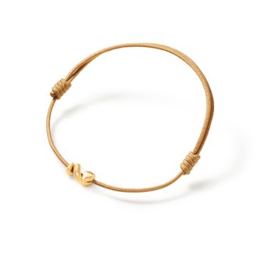 OLE LYNGGAARD COPENHAGEN Snakes charm i 18 kt guld på beige snor