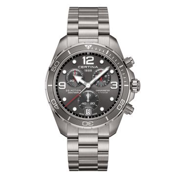 Certina DS Action Chronograph armbåndsur i titanium med grå skive
